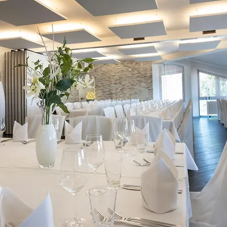 Restaurant Zehn-brunnen 2*