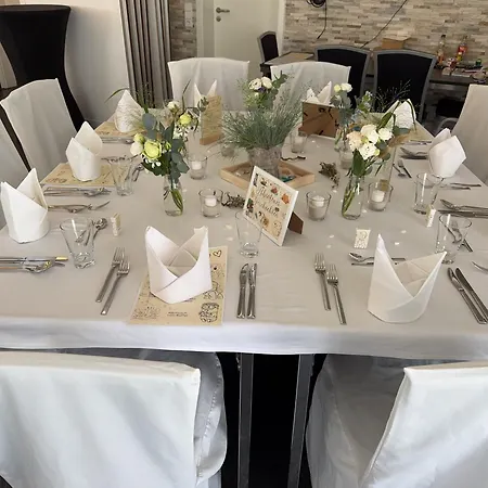 Restaurant Zehn-brunnen 2*