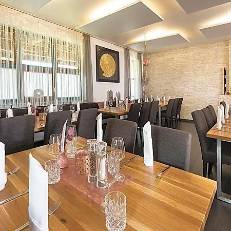Hotel Restaurant Zehn-brunnen Renningen